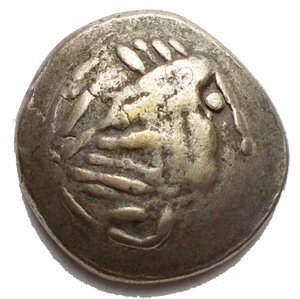 obverse: Celtic Dacia / Kelten Dakien AR Tetradrachm, typ Adincata-Manastirea („Sattelkopfpferd“), 7,6 g. 19,8 mm. Ag. Preda 1973, Pl. XLI Bearded head with diadem to right / Stylized rider to left Good VF