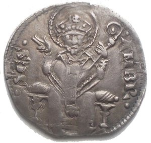 obverse: MILANO. ETA  COMUNALE, METÀ XIII-INIZIO XIV SECOLO., Ambrosino d’argento  Croce potenziata. R/ Sant Ambrogio, mitrato e nimbato, seduto in cattedra di prospetto, stringe nella s. il pastorale e alza la mano destra in atto di benedire. Raro. g 2,85. mm 22,9 x 21,5. BB. Patina