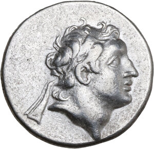 obverse: Kings of Cappadocia.  Ariarathes V Eusebes Philopator (163-130 BC).. AR Drachm. Dated RY 33 (130 BC)