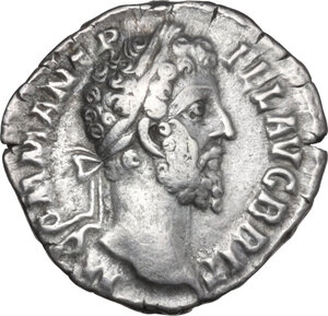 obverse: Commodus (177-192).. AR Denarius, 186-189 AD