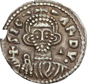 obverse: The Lombards at Beneventum. Sicard (832-839).. Pale AV Solidus