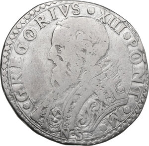 obverse: Fano.  Gregorio XIII (1572-1585), Ugo Boncompagni. Testone