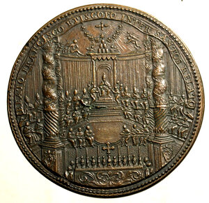 reverse: ROMA. Alessandro VII (1655-1667) Medaglia 1665/ XI per la canonizzazione di Francesco di Sales (Opus: G. Morone) (Ø: mm. 42) Busto a sn. con triregno e piviale ornato R/ BEATO FRANCISCO EPISCOPO INTER SANTOS RELATO Vista dell’altar maggiore in S. Pietro col baldacchino del Bernini e sullo sfondo il Papa in trono circondato dai cardinali. Miselli 627; Bart. E665.     AE     MOLTO RARA   In occasione della canonizzazione di Francesco di Sales avvenuta il 19 Aprile 1665, si tenne nella basilica di S. Pietro una funzione particolarmente solenne, che ispirò l’incisore, Gaspare Morone, per il soggetto di questa medaglia. Lo stesso Alessandro VII era molto devoto a questo Santo di cui custodiva con venerazione una reliquia donatagli dalla Regina di Francia.     FDC