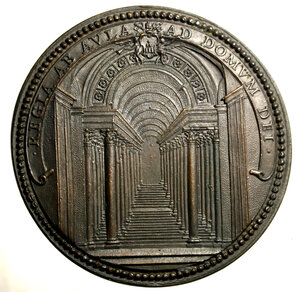 reverse: ROMA. Alessandro VII (1655-1667) Medaglia 1663/ IX. La scala regia. (Opus: G. Morone su disegno del Bernini) (Ø: mm. 41). Busto a sn. con triregno e piviale R/ REGIA AB AVLA AD DOMVM DEI su cartiglio in alto. La Scala Regia del Vaticano vista dal basso affiancata da duplice colonnato e volte. In alto sull architrave, stemma Chigi sostenuto da angeli annunciatori con trombe. Miselli 61; Lincoln 1220; Modesti Annuale, 135.      AE    RARO     La magnifica Scala Regia che collega il palazzo del Vaticano con San Pietro fu realizzata tra il 1663 e il 1666 dal sublime maestro Bernini.      qFDC