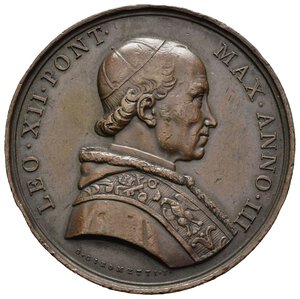 obverse: Medaglie Papali – Leone XII (1823-1829) – Porta Santa – Rarissima. Medaglia straordinaria non portativa emessa il 24 dicembre 1825 a ricordo della chiusura della Porta Santa Vaticana. D/ legenda LEO XIII PONT MAX ANNO III busto con stola e mozzetta verso d. sotto G. GIROMETTI F. R/ legenda ET CLAVSIT MDCCCXXV il Papa assistito dalla corte chiude la Porta Santa. Opus Giuseppe Girometti. Medaglia in Bronzo (AE) (ø 42.8mm, 36.5gr.). Conservazione SPL. Riferimenti Patrignani 49, Mazio 586.  Rarissima (RRR).