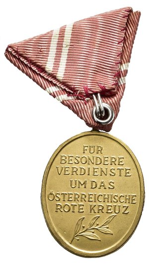 reverse: Medaglie Estere – Austria – Repubblica – Croce Rossa – I Classe Oro. Medaglia portativa con appiccagnolo ed anello al Merito 