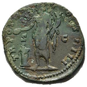 reverse: ANTONINO PIO (138-161). Roma. Sesterzio. 157-158 circa. AE (29,18 g). D/ ANTONINVS AVG PIVS PP IMP II, testa laureata a destra; R/ TR POT XXI COS IIII, S-C, Genio, che regge una cornucopia, versa liquido da una patera su un altare. RIC III 984. NON COMUNE. BB. nr.reg.601/24