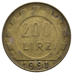 obverse: FALSO EPOCA - Repubblica Italiana  - 200 Lire 1991