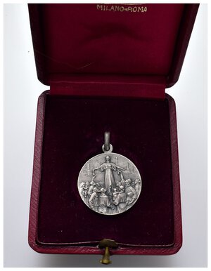 obverse: Medaglia Centenario Cassa di Risparmio di Firenze 1929 - opus Johnson - argento - diam.28 mm - in scatola originale