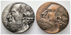 obverse: Ludovico Ariosto - coppia di medaglie (Argento 185  gr + Bronzo) 1974 - diam.60 mm - IN SCATOLA ORIGINALE