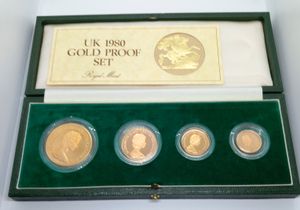 obverse: GRAN BRETAGNA - Elizabeth II - Sovereign set in oro 1980 PROOF - Confezione originale Comprende 5-2-1-1/2 sterlina in oro)