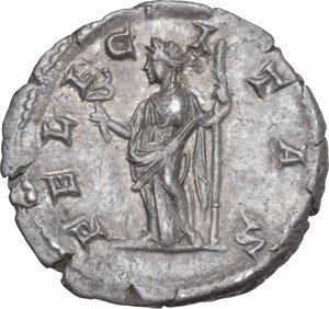 reverse: Julia Domna, wife of Septimius Severus (died 217 AD). AR Denarius, 196-211 AD