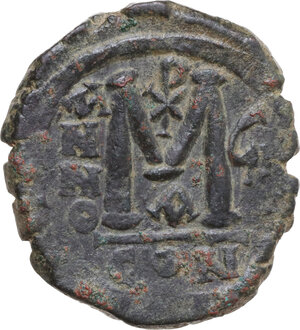 reverse: Justin II and Sophia (565-578). AE Follis. Constantinople mint, 1st officina