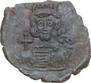obverse: Constantine IV Pogonatus, with Heraclius and Tiberius (668-685). AE Follis. Syracuse mint. Struck 669-672 AD