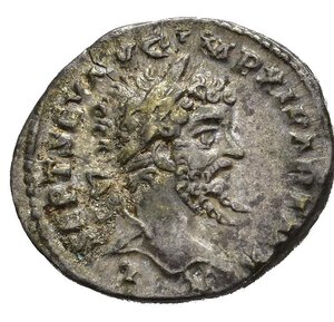 obverse: SETTIMIO SEVERO (193-211). Laodicea ad Mare. Denario. AR (3,56 g). D/ L SEPT SEV AVG IMP XI PART MAX, testa laureata a destra; R/ COS II P P,Vittoria regge corona e palma. RIC IV 503a. mBB. nr.reg.601/24