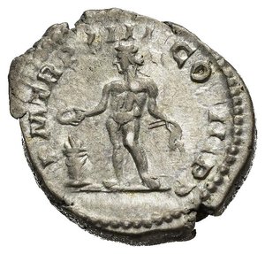 reverse: SETTIMIO SEVERO (193-211). Roma. Denario. AR (3,88 g). D/ SEVERVS PIVS AVG, testa laureata a destra; R/ P M TR P XIIII COS III P P, Genio, stante, versa contenuto di una patera su altare e regge spighe di grano. RIC IV 201. qBB. nr.reg.601/24