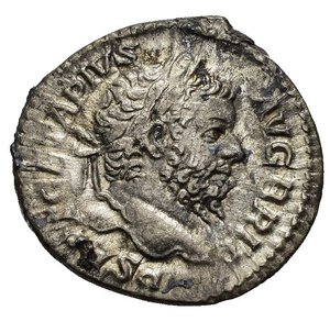 obverse: GETA (209-211). Roma. Denario. AR (3,09 g). D/ P SEPT GETA PIVS AVG BRIT, testa laureata a destra; R/ LIBERALITAS AVG V, Liberalitas, stante, regge abaco e cornucopia. RIC IV 89. mBB. nr.reg.601/24