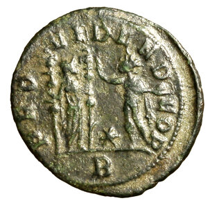 reverse: PROBO (276-282) Antoniniano per Serdica (23 mm, g. 3.17) IMP C M AVR PROBVS AVG Busto rad., drapp. e corazz. a ds. R/ PROVIDEN DEOR / ✱ / B Fides, tra due insegne di fronte al Sole, con globo e mano alzata. Cohen 472. RIC 845. MOLTO RARO    AE    +BB