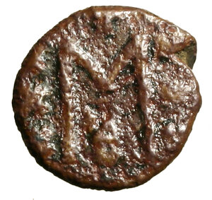 reverse: TEOFILO (830-842) 40 nummi per Siracusa. Busto frontale diad. R/ Segno di valore M. Dumb. 30; Sear 1681 (g. 2,16)    AE    BB