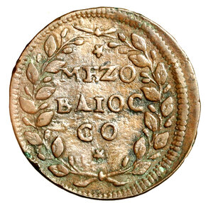 reverse: GUBBIO. Clemente XI (1700-1721) Mezzo baiocco A/ IV. Stemma R/ */ MEZO/ BAIOC/ CO/ * tra rami. Munt. 252.    (g. 6,69)    MOLTO RARO   +BB