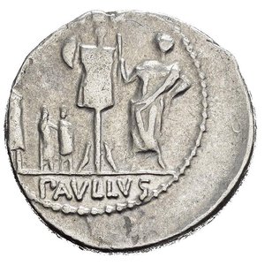 reverse: REPUBBLICA ROMANA. L. Emilio Paolo. Roma. Denario. 62 a.C. circa AR (3,91 g). D/ PAVLLVS LEPIDVS CONCORDIA testa della Concordia a destra. R/ PAVLLVS TER, L. Emilio Paolo stante accanto a trofeo e al re macedone Perseo e i suoi due figli, dopo la vittoria di Pidna del 168 a.C.. Crawford 415/1. Sydenham 926; BB.  nr.reg.601/24