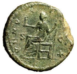 reverse: CRISPINA (moglie di Commodo) Asse. Busto diad. a ds. R/ Venus Felix seduta a sn. RIC 686; C. 41.   (g. 11,17,   mm 26)   +BB