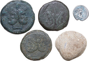 obverse: The Roman Republic. Lot of five (5) unclassified AE denominations, including a solid cast cockle shell aes formatum