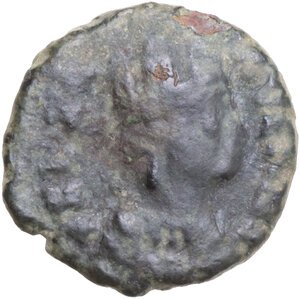 obverse: Ostrogothic Italy, Theoderic (493-526). AE Decanummium, Ravenna mint, 493-518