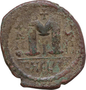 reverse: Justin II and Sophia (565-578). AE Follis, Theupolis (Antioch) mint, dated RY 8 (572-573)