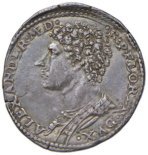 obverse: Firenze. Alessandro de’ Medici duca della Repubblica fiorentina (1532-1537). Testone AG gr. 9,91. Galeotti XXVI, 1/9. Ravegnani Morosini 1. MIR 103.  Raro. Patina di medagliere. Marginali fratture del tondello, altrimenti migliore di BB 