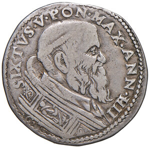 obverse: Sisto V (1585-1590). Roma. Testone anno IV AG gr. 9,29. Muntoni 38. Berman 1325. MIR 1326/7. Lievi graffietti al dr., altrimenti BB 