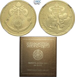 obverse: Città del Vaticano, Francesco (2013-), 200 Euro 2023, Tiratura: 499, Au (.917) 38,5 mm 40 g. In box originale con certificato, in Slab NGC PF69 Ultra Cameo Top Pop! (cert. 6647230010)
				