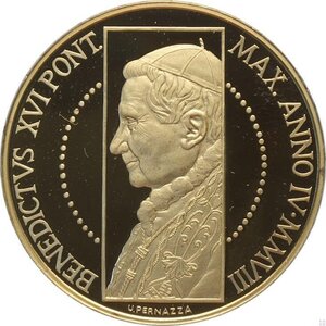 obverse: Città del Vaticano, Benedetto XVI (2005-2013), 100 Euro 2008, Tiratura: 960, Au (.917) 35 mm 30 g. E  la prima emissione di questo nominale, In box originale con certificato, Proof
				