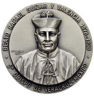 obverse: Medaglie Papali. Giovanni Paolo II. Roma. Medaglia 1995. AE argentato (122 g - 60 mm). Beato Rafael Guizar y Valencia - 5° Obispo de Veracruz Mexico. FDC