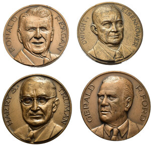 obverse: Medaglie estere. Stati Uniti. Lotto di 4 medaglie con Presidenti degli Stati Uniti (Reagan, Eisenhower, Truman, Ford). AE (56 g - 50 mm cad.). BB-SPL