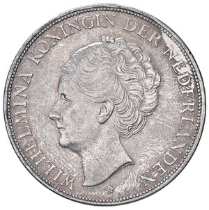 obverse: ESTERE - OLANDA - Guglielmina (1890-1948) - 2,5 Gulden 1931 Kr. 165  AG  Segnetti al D/. SPL+/qFDC