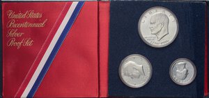 obverse: ESTERE - U.S.A.  - Trittico 1976 - Anniversario Indipendenza   AG In cartoncino. FDC