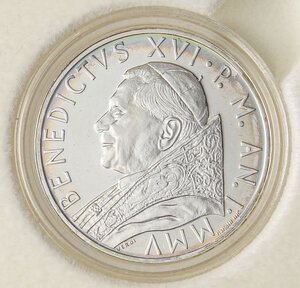 obverse: ZECCHE ITALIANE - ROMA - Benedetto XVI (2005-2013) - 10 Euro 2005 A. I   AG In confezione. FS