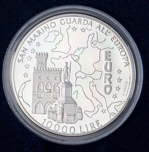 reverse: ZECCHE ITALIANE - SAN MARINO - Nuova monetazione (1972) - 10.000 Lire 1996 - Verso il Duemila   AG In confezione. FS