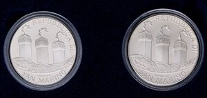 obverse: ZECCHE ITALIANE - SAN MARINO - Monetazione Euro  - 10 e 5 Euro 2002 - Benvenuto Euro   AG In confezione. FS