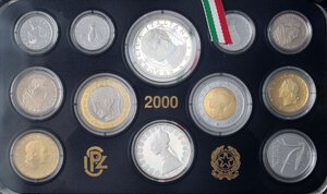 obverse: REPUBBLICA ITALIANA - Repubblica Italiana (monetazione in lire) (1946-2001) - Serie zecca 2000 Mont. 37 R  In confezione un po  rovinata, senza il copro confezione - 12 valori. FS