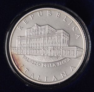 obverse: REPUBBLICA ITALIANA - Repubblica Italiana (monetazione in euro) (2002) - 5 Euro 2011 - Palazzo della zecca   AG In confezione. FDC