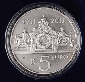 reverse: REPUBBLICA ITALIANA - Repubblica Italiana (monetazione in euro) (2002) - 5 Euro 2011 - Palazzo della zecca   AG In confezione. FDC