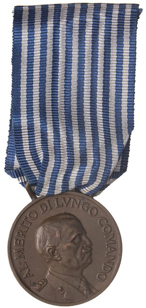 obverse: MEDAGLIE - SAVOIA - Vittorio Emanuele III (1900-1943) - Medaglia Al merito di lungo comando Bramb. 705  AE  Ø 35. SPL+