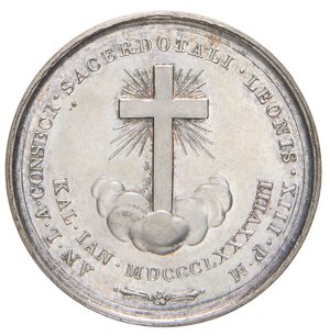 reverse: MEDAGLIE - PAPALI - Leone XIII (1878-1903) - Medaglia 1888 A. X - Consacrazioni Sacerdotali   AG  Opus: Bianchi Ø 30In scatola. qFDC