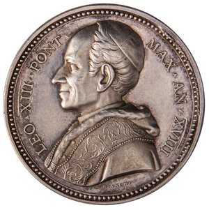 obverse: MEDAGLIE - PAPALI - Leone XIII (1878-1903) - Medaglia A. XVIII Mont. 44  AG  Abilmente lavata. SPL+