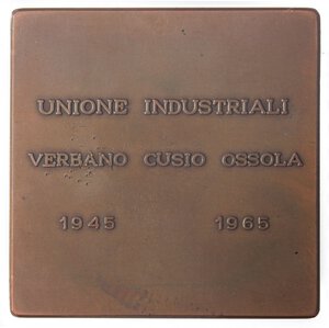 reverse: MEDAGLIE - VARIE  - Placchetta 1965 - Unione Industriali Varbanio Cusio Ossola   AE mm 73x73 Segnetti. qSPL