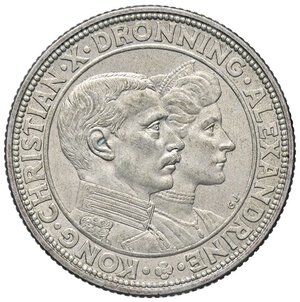 obverse: ESTERE - DANIMARCA - Cristiano X (1912-1947) - 2 Corone 1923 - Nozze d argento Kr. 821  AG. SPL