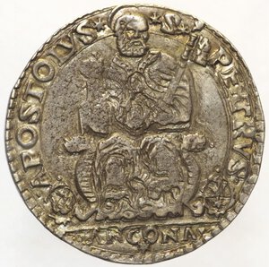 obverse: Gregorio XIII (1572-1585). ANCONA Testone 1557. Ser. 541; Munt. 232. Tipiche screpolature di conio, bella patina AG 9,6 g. qSPL