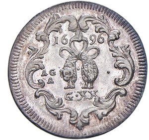 reverse: NAPOLI - CARLO II (1665-1700) - 20 grana o Tarì 1696
Argento - 4,38 gr.
Dritto: Busto coronato volto a destra. - Toson d Oro tra foglie a volute.
Pannuti Riccio 23   Non comune
Lievi strappi di conio al /D, usuali per la tipologia. Esemplare con fondi quasi speculari.
q.FDC